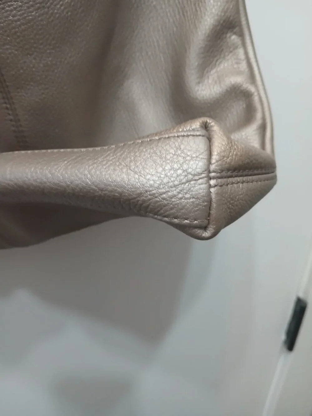 Banana Republic Leather Mailbag
